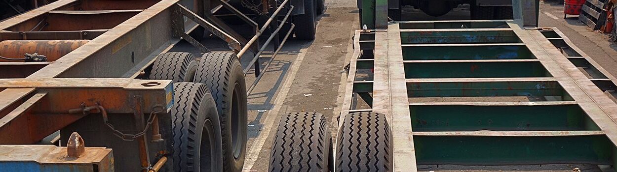 Flatbed Trailer Rental