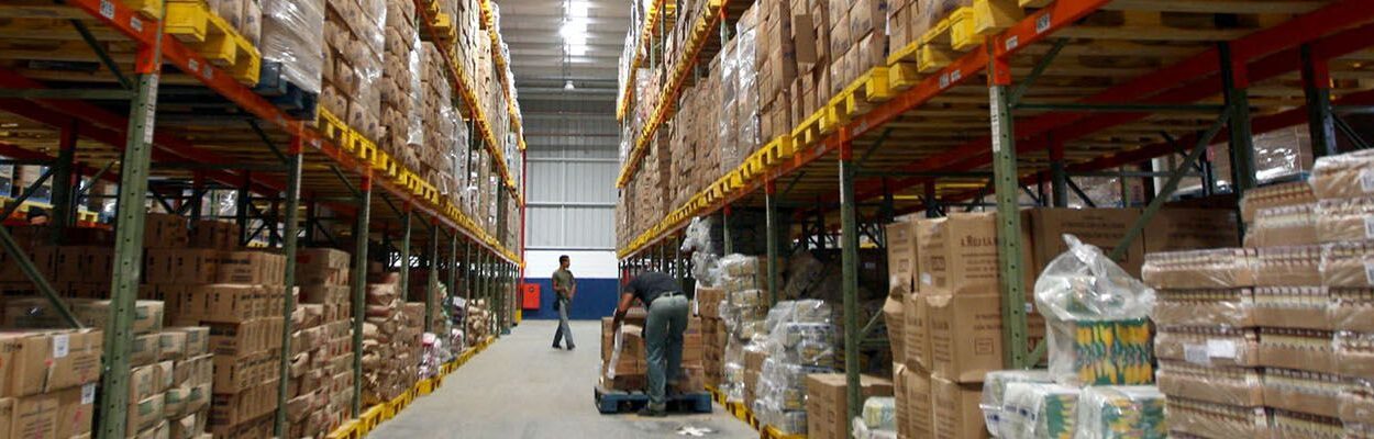 Leverage the Benefits of Warehouse Storage and Cross Docking