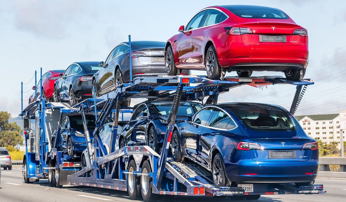 Car Shipping vs Driving