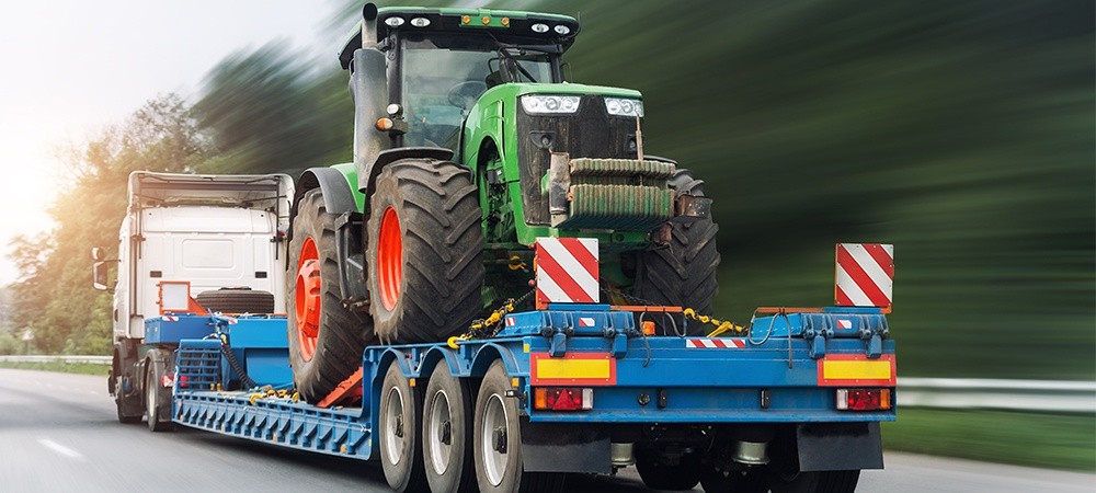 renting a flatbed trailer